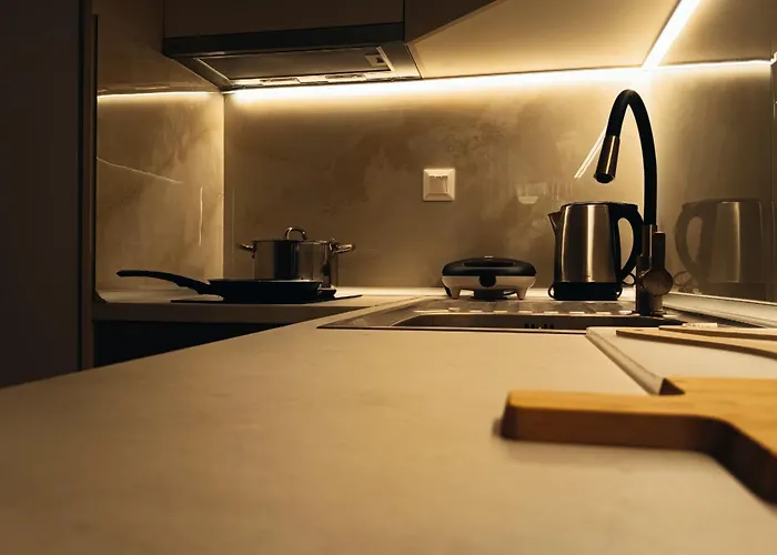 Апартаменты Lunix Luxury On Metro Station *