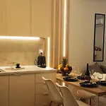Apartament Lunix Luxury On Metro Station