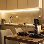 Appartement Lunix Luxury On Metro Station *
