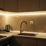 Lunix Luxury On Metro Station Apartament