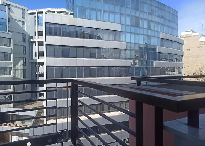 Apartment Lunix Luxury On Metro Station *